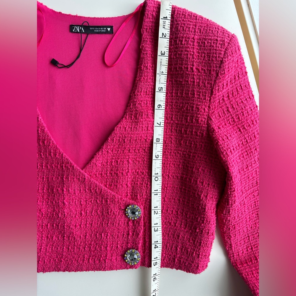 ZARA  Fuchsia Pink Textured Cropped Jacket with Rhinestone Buttons Size Small - Picture 13 of 15